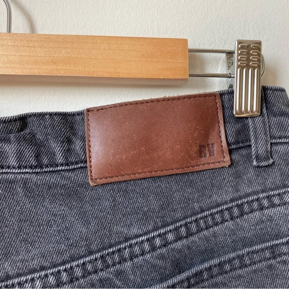 RV Reclaimed vintage high rise straight leg Women's Black Jeans 28 - Picture 10 of 11